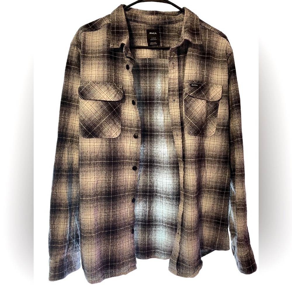 RVCA Flannel button down shirt‌‌‌‌